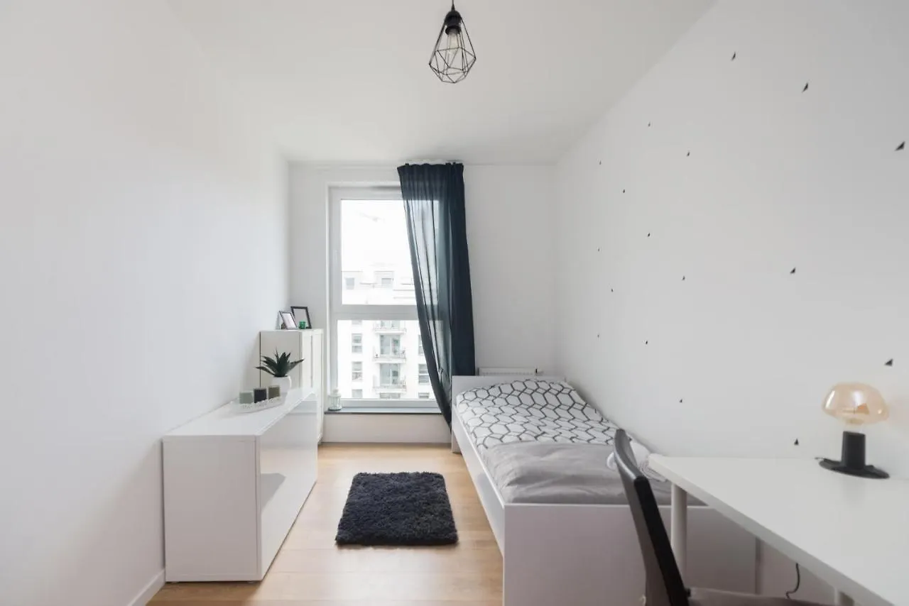 Pokoj Nr 1 Przy Ul. Sw. Barbary Ze Wspolna Lazienka I Kuchnia Gdansk Apartment
